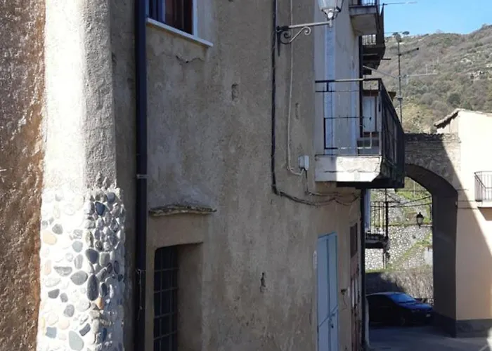 Casa Adamo 77 * Badolato Marina