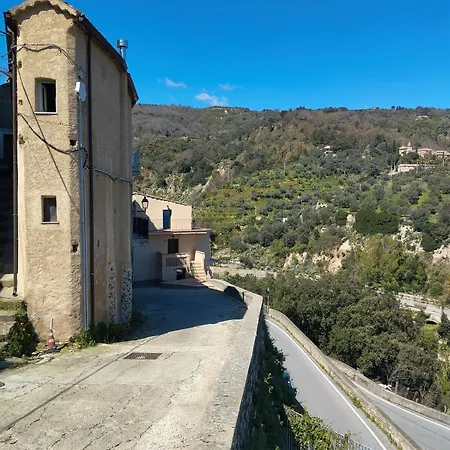 Casa Adamo 77 Daire Badolato Marina