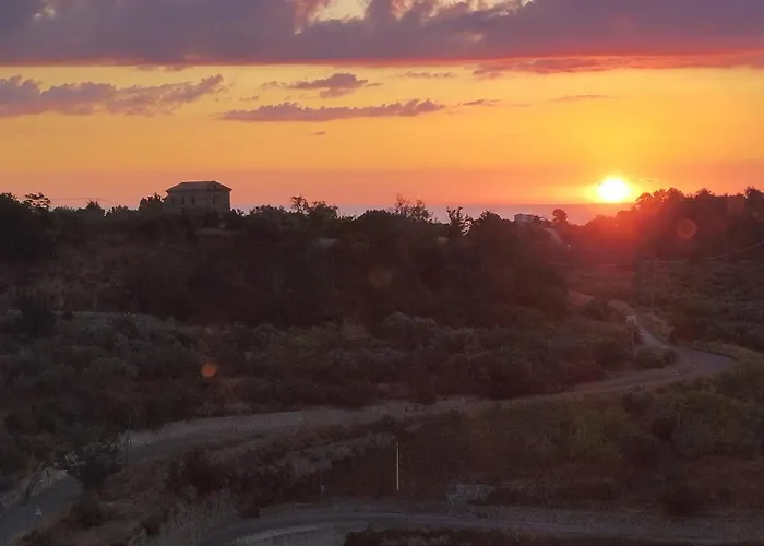 Casa Adamo 77 * Бадолато-Стационе